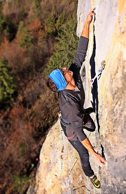 Andrea De Giacometti, Zuza Area, Primiero - Andrea De Giacometti sale La Suerte 8c/+ alla Zuza Area, Valle di Primiero.