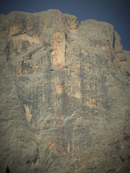 Mulaz, Pale di San Martino, Dolomiti, Alessandro Baù, Claudio Migliorini - Durante l'apertura di Gigi La Trottola (IX-, 450m, Alessandro Baù, Claudio Migliorini, Giovanni Zaccaria 2015)