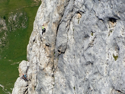 Mulaz, Pale di San Martino, Dolomiti, Alessandro Baù, Claudio Migliorini - Durante l'apertura di Gigi La Trottola (IX-, 450m, Alessandro Baù, Claudio Migliorini, Giovanni Zaccaria 2015)