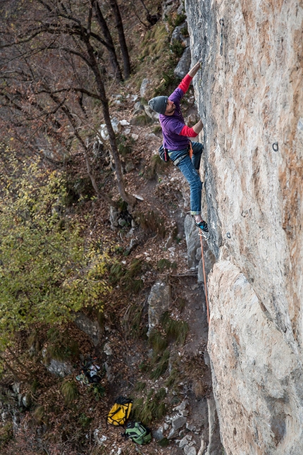 La Gusela di Cismon, arrampicata in Valbrenta - Stefano Lorenzon su Hurricane, 7c