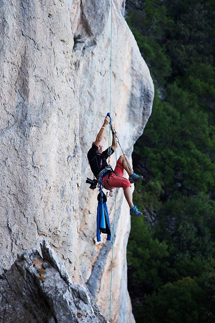 Chris Boukoros - Chris Boukoros facendo quello che gli piace di più: foto d'arrampicata