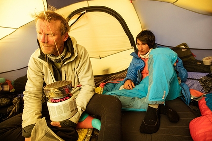 David Lama, Conrad Anker, Lunag Ri - David Lama e Conrad Anker durante il tentativo di aprire una nuova via sul Lunag Ri