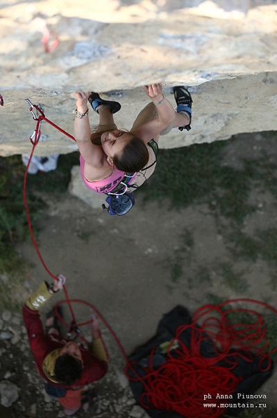 Zhenja Kazbekova - Zhenja Kazbekova climbing Catapult, 7c+, Red Stone, Crimea