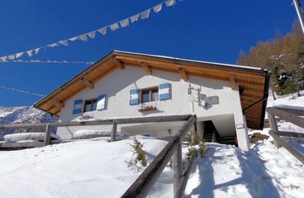 Rifugi in Trentino d'inverno - Rifugio Casarota, Gruppo Lagorai - Val di Cembra - Altopiano della Vigolana