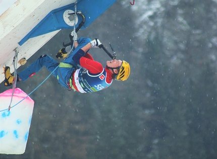 Ice Climbing World Cup 2016 Corvara - Ice Climbing World Cup 2016 Corvara: Maxim Tomilov