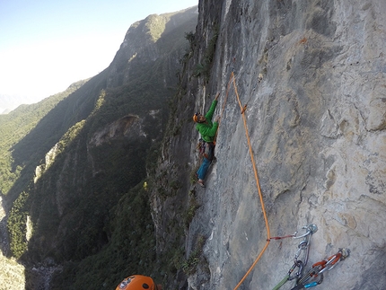 El Diente, Monterrey, Mexico - During the first ascent of El Son del Viento (5.12d, 420m Octavio Aragon, Sergio Almada Berreta, Gareth Leah) El Diente, Monterrey, Mexico