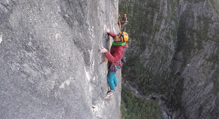 El Diente, Monterrey, Mexico - During the first ascent of El Son del Viento (5.12d, 420m Octavio Aragon, Sergio Almada Berreta, Gareth Leah) El Diente, Monterrey, Mexico