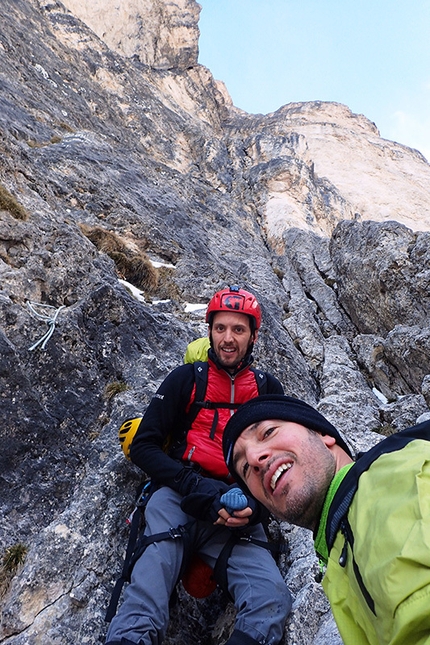 Via Casarotto, Roda de Vael, Catinaccio, Dolomiti - Durante l'invernale della Via Casarotto alla Roda de Vael, Catinaccio, Dolomiti (Jacopo Biserni, Paolo Tiezzi 23/01/2016)