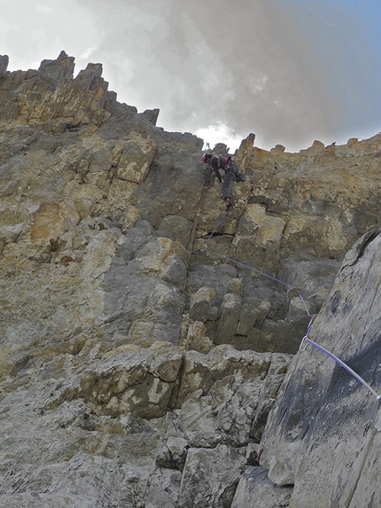 Josune Bereziartu and Rikar Otegui free El Castillo de los Sacristanes in the Ordesa National Park