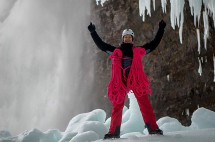 Helmcken Falls, Tim Emmett, Klemen Premrl, Interstellar Spice - Interstellar Spice a Helmcken Falls (Canada) di Tim Emmett e Klemen Premrl