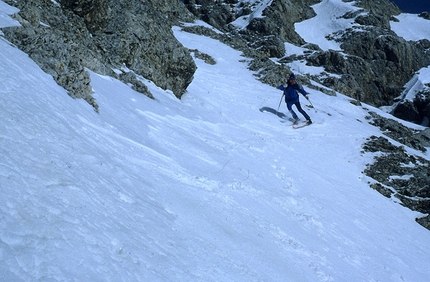 Sci Ripido e Scialpinismo. I 3000 delle Dolomiti - Prima discesa del versante sudest del Sass de Valfreda