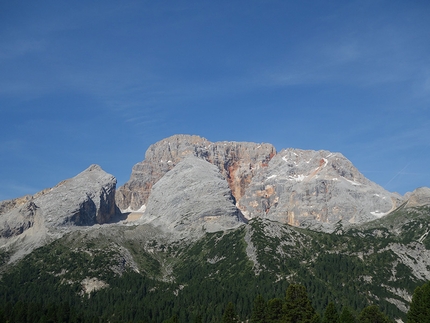 Punta del Pin, Prags Dolomites, Ulrich Viertler, Raffaele Sebastiani - Die Leiden des Jungen Werther (250m, VIII+/IX- , R3, III:EX, Ulrich Viertler, Raffaele Sebastiani summer 2015)