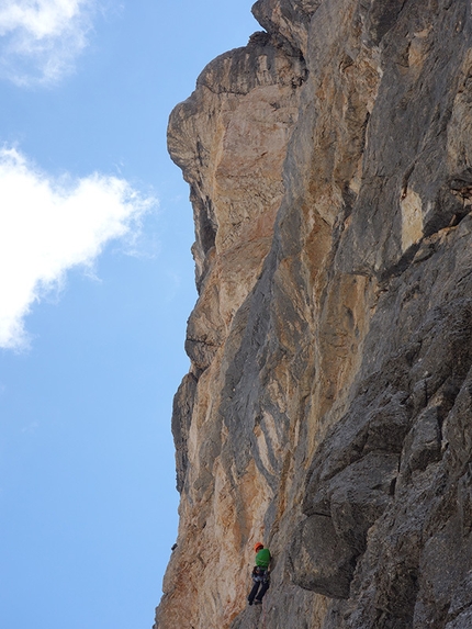 Punta del Pin, Prags Dolomites, Ulrich Viertler, Raffaele Sebastiani - Die Leiden des Jungen Werther (250m, VIII+/IX- , R3, III:EX, Ulrich Viertler, Raffaele Sebastiani summer 2015)