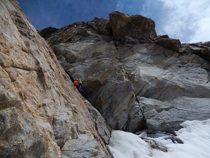 Raru valley, Himalaya, India, Anastasija Davidova, Matija Jošt - Matic - Matija Jošt - Matic on the second day of climbing on Kun Long Ri 6058m (TD+, 1500m), Zanskar, India.