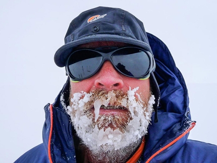 Henry Worsley and the need to explore - British explorer and his attempt to cross the Arctic continent