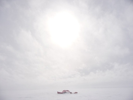 Henry Worsley and the need to explore - British explorer and his attempt to cross the Arctic continent