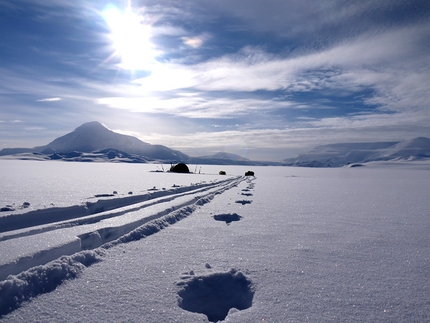 Henry Worsley and the need to explore - British explorer and his attempt to cross the Arctic continent