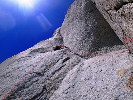 Takaaki Nagato, Katsutaka Yokoyama, Patagonia - Takaaki Nagato e Katsutaka Yokoyama in Patagonia: Knobmania (7c, 400m) parete ovest Aguja El Tridente