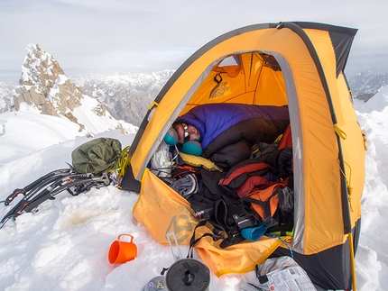 Link Sar West, Karakoram, Jon Griffith, Andy Houseman - Jon Griffith unwell during the ascent of Link Sar West, Karakoram (07/2015)