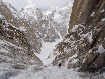 Link Sar West, Karakoram, Jon Griffith, Andy Houseman - Jon Griffith e Andy Houseman durante la salita di Link Sar West, Karakoram (07/2015)