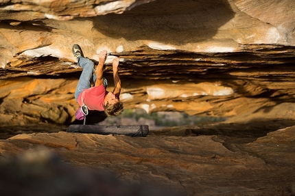 Grampians Australia - Jorg Verhoeven climbing Wheel of Life (V15) - Grampians, Australia