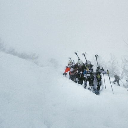 Tris Rotondo, Canton Ticino, Svizzera - Durante il Tris Rotondo, la gara di scialpinismo domenica 28 febbraio 2016 in Canton Ticino, Svizzera.