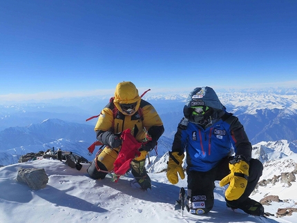Nanga Parbat in winter, Simone Moro, Alex Txikon, Ali Sadpara, Tamara Lunger - Nanga Parbat in winter: Ali Sadpara and Alex Txikon on the summit on 26/02/2016