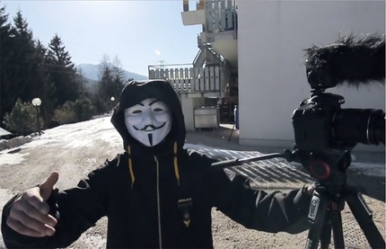 Coffee break #20 - Dal basso - Still da video