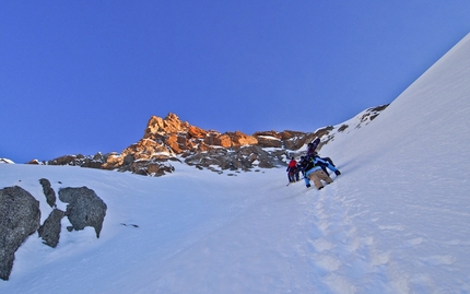 Grande Rocheuse (4102m), Mont Blanc - During the first ski and snowboard descent of the Voie Originale on Grande Rocheuse, Mont Blanc, carried out by Davide Capozzi, Lambert Galli, Julien Herry and Denis Trento.