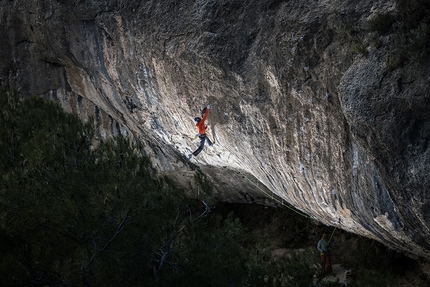 Sport climbing: Alexander Megos  - Alex Megos climbing First Round First Minute 9a at Margalef, Spain in February 2016