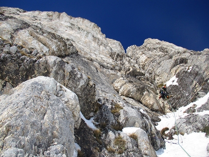 Monte Costone, prima salita in Piolet-traction del Camino a sinistra della Vetta