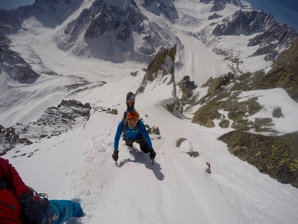 Extreme skiing, Aiguille du Moine, Mont Blanc -  Aiguille du Moine SE Face (Mont Blanc) and the line skied by Yannick Boissenot, Nicolas Brunel, Titi Gentet and Stéphane Roguet