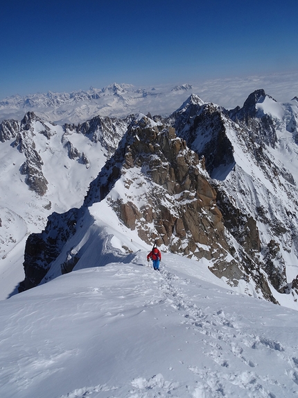 Extreme skiing, Aiguille Verte, Voie Washburn (Les Z)  Mont Blanc - Yannick Boissenot, Marc Léonard and Stéphane Roguet and the ski descent of Voie Washburn (Les Z), Aiguille Verte North Face, Mont Blanc