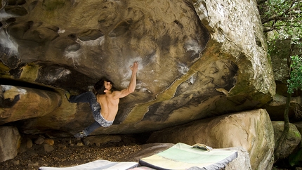 Bouldering, Pietra del Toro, Basilicata, Niccolò Ceria - Niccolò Ceria climbing Occhio di Bue 8A+, Pietra del Toro, Basilicata