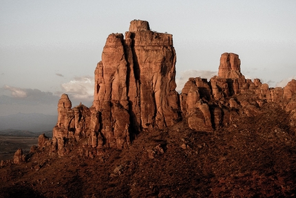 Arrampicata Etiopia, Matteo Colico, Andrea Migliano, Luca Schiera, Matteo De Zaiacomo - Matteo Colico, Andrea Migliano, Luca Schiera, Matteo De Zaiacomo e l'arrampicata in Etiopia 