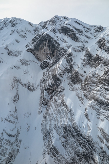Fabian Buhl, Wetterbockwand - Il ripido avvicinamento alla Wetterbockwand, Göll parete NE, Austria dove Fabian Buhl ha effettuato la prima invernale della via Wetterbock (8c, 10 tiri) dal 17-19 marzo 2016