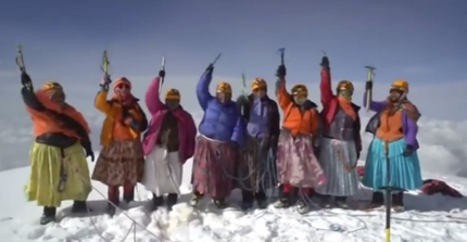 Bolivian Cholitas climb the Andes to conquer emancipation