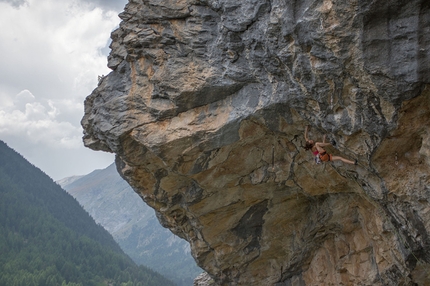 Kajsa Rosén, arrampicata sportiva - Kajsa Rosén in arrampicata a Rocher des Brumes, Francia