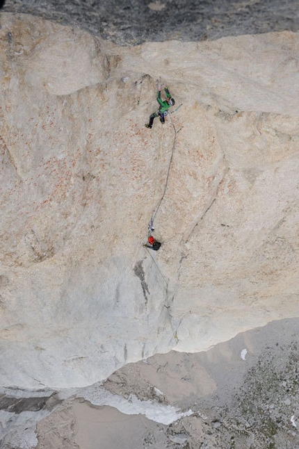 Via Della Cattedrale - Marmolada - Florian Riegler e Rebecca Finch