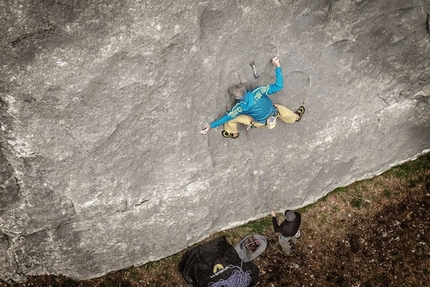 Arrampicata, Manolo, Maurizio Zanolla, Monte Coppolo, Val Nuvola, Valsugana - Manolo su Bellissima, parete Sud Ovest del Picco delle Aquile, Monte Coppolo, Valnuvola