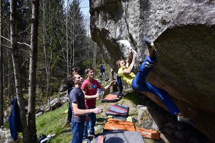 Melloblocco 2016, Val di Mello, Val Masino - Day 1 Melloblocco 2016: Michael Piccolruaz