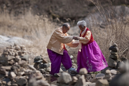 Alpinismo, Trento Film Festival 2016 - My Love, don’t cross that river di Jin Moyoung