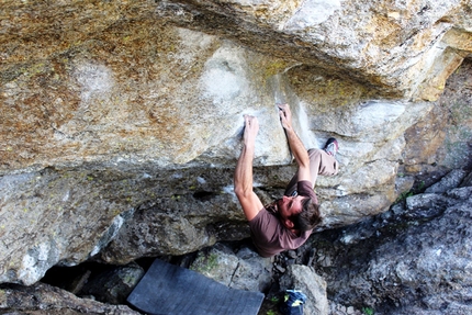 Silvretta bouldering, Austria - Alessandro Penna sending Pretty Belinda 8A+ flash, Silvretta