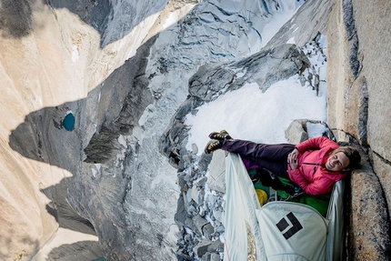 Riders on the Storm, Torres del Paine, Patagonia, Ines Papert, Mayan Smith-Gobat, Thomas Senf - Mayan Smith-Gobat resting in the portaledge 600m above ground on the Central Tower of the Torres del Paine, Patagonia