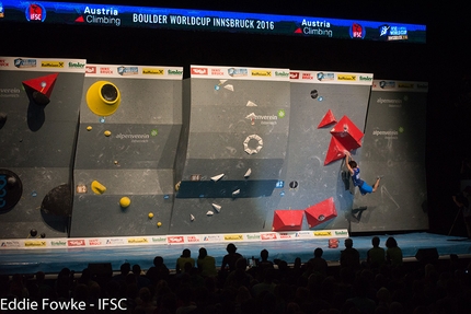 Coppa del Mondo Boulder 2016, Innsbruck - Tomoa Narasaki durante la quinta tappa della Coppa del Mondo Boulder 2016 a Innsbruck, Austria