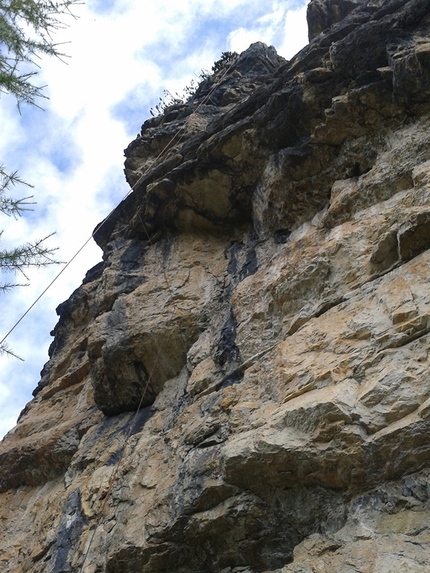 Arrampicata, Crepa Toronda, Monte Pelmo, Dolomiti - Il nuovo settore alla Crepa Toronda vicino al Passo Staulanza in Dolomiti.