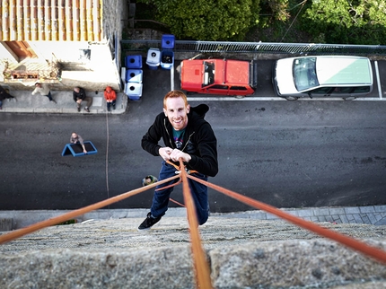 Street Boulder Contest Luogosanto (Sardegna) 2016 - Gabriele Moroni al meeting 2016 di arrampicata boulder a Luogosanto (Gallura, Sardegna)