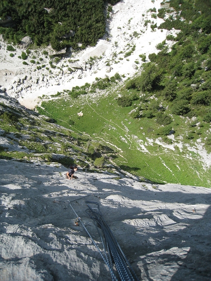 Traumschiff, Traumpfeiler, Cansla, Meisules dla Biesces, Dolomites - Andrea Ragazzi climbing Traumschiff (Simon Demetz, Karl Vinatzer 1986) at Cansla, Dolomites