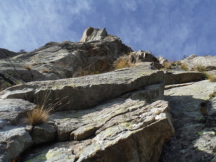 Parete del Silenzio, Valle del Lys, Valle di Gressoney, arrampicata - Carlito's Way: tiro 5