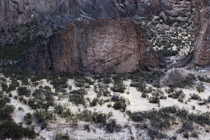 Pirmin Bertle, Piedra Parada Patagonia arrampicata - Pirmin Bertle sale 'Azul es el cielo de los ciegos' 9a a  Piedra Parada in Patagonia
